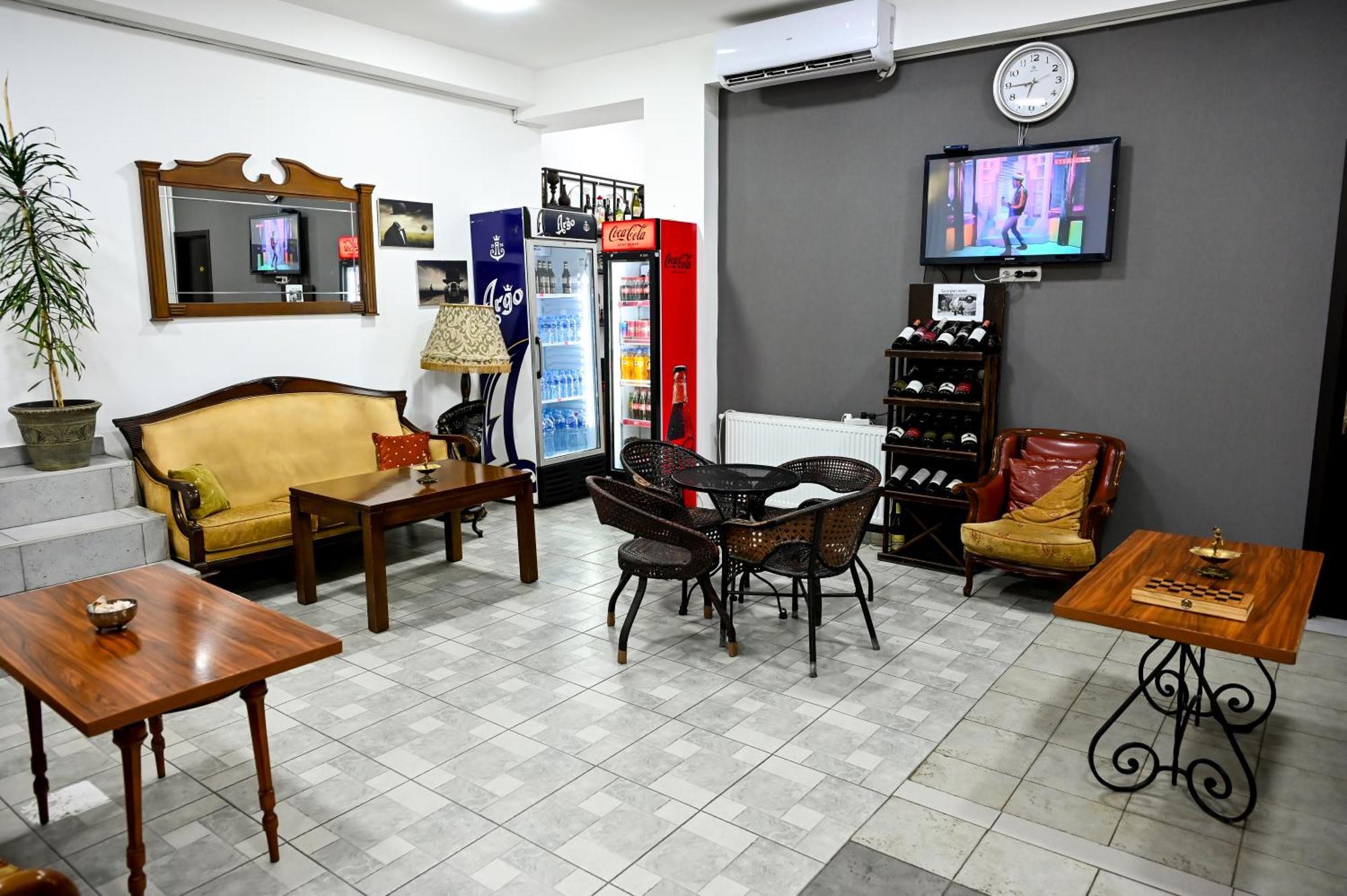קוטאיסי Starhostel מראה חיצוני תמונה