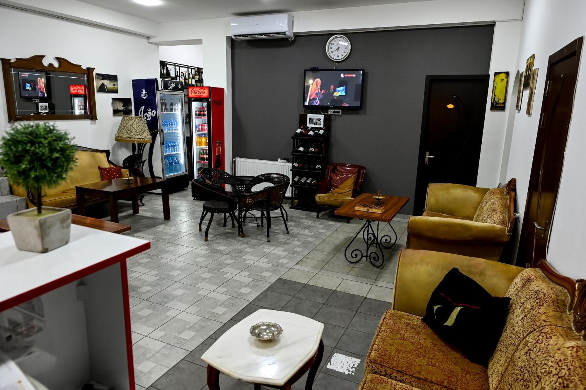 קוטאיסי Starhostel מראה חיצוני תמונה