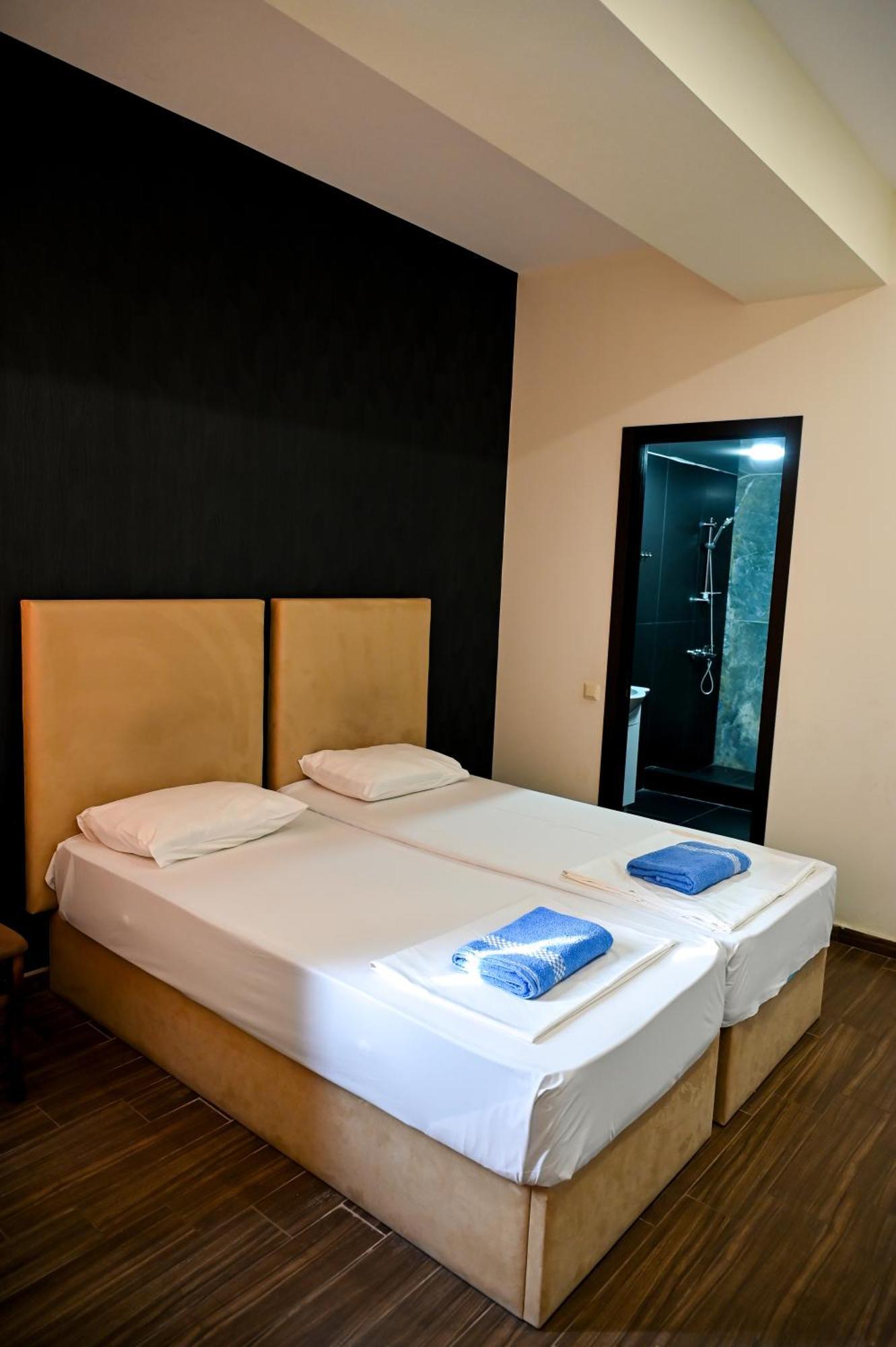 קוטאיסי Starhostel מראה חיצוני תמונה