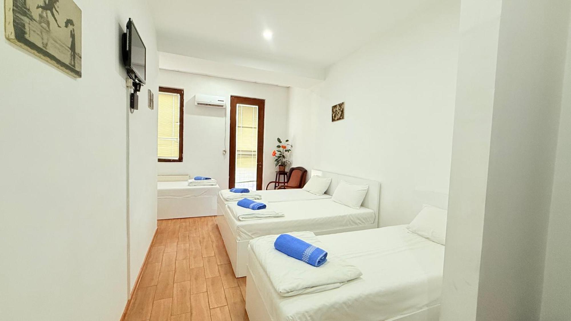 קוטאיסי Starhostel מראה חיצוני תמונה