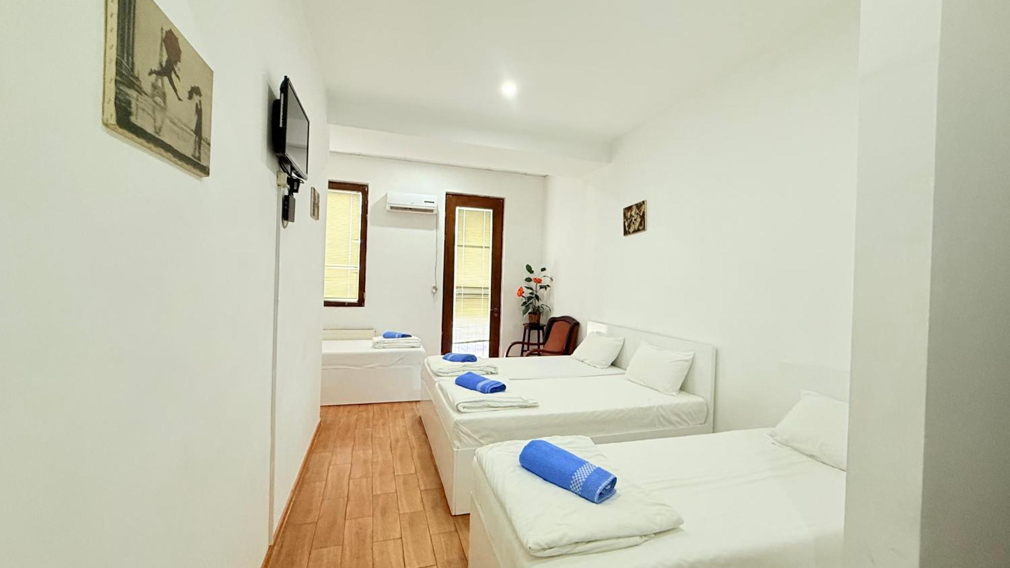 קוטאיסי Starhostel מראה חיצוני תמונה