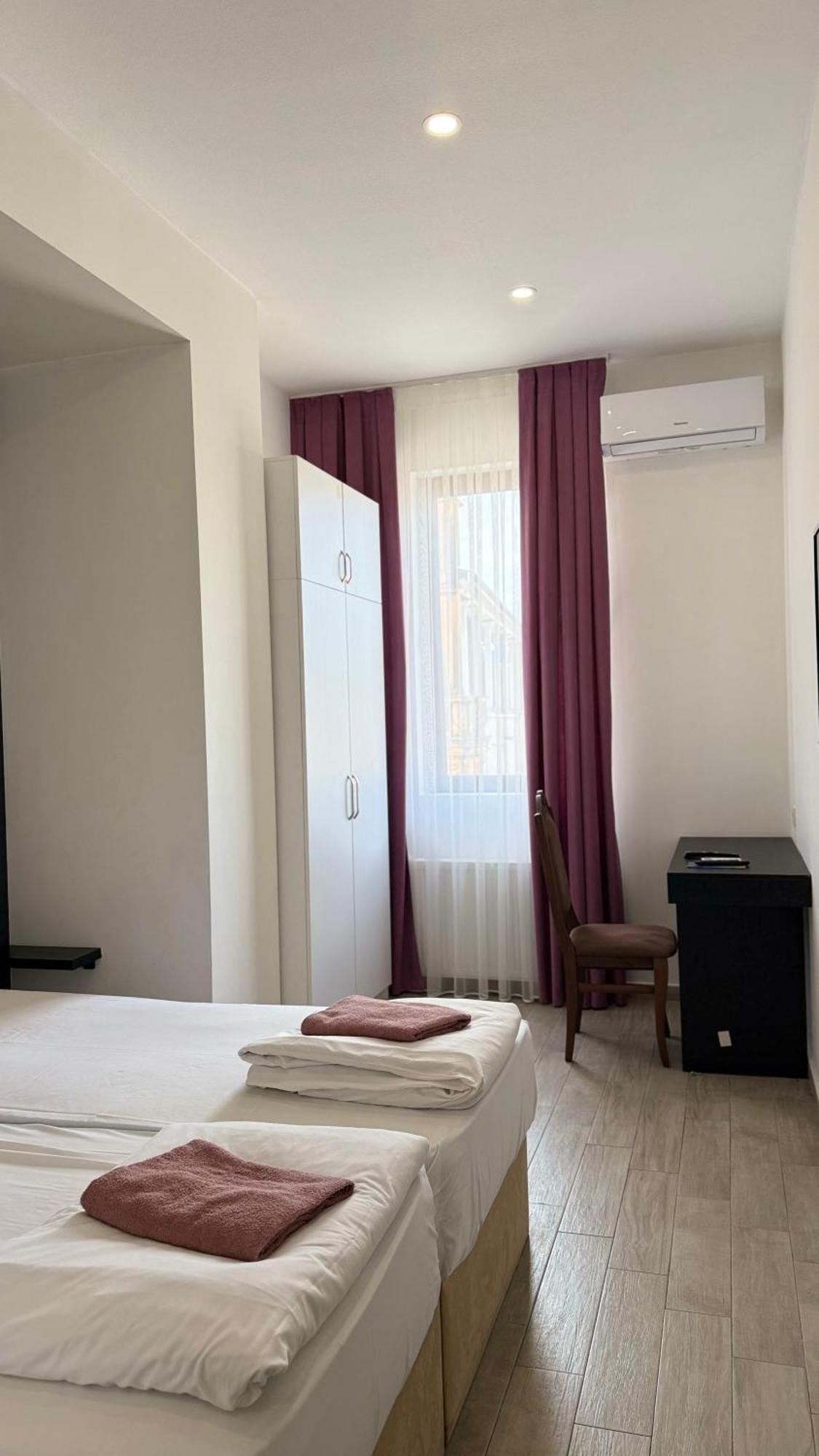 קוטאיסי Starhostel מראה חיצוני תמונה