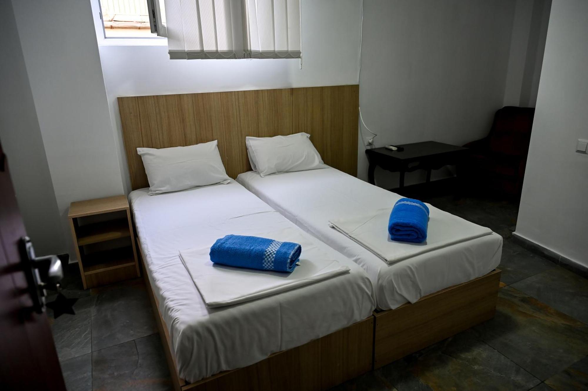 קוטאיסי Starhostel מראה חיצוני תמונה