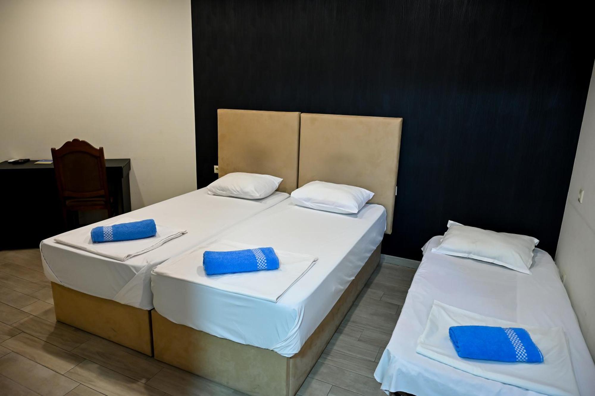 קוטאיסי Starhostel מראה חיצוני תמונה