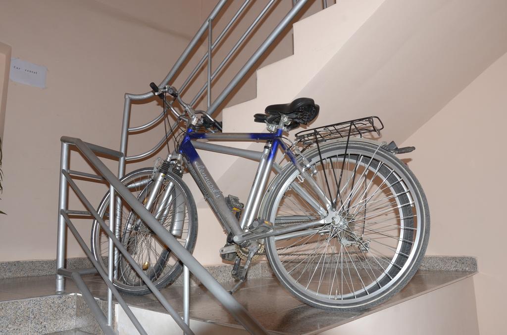קוטאיסי Starhostel מראה חיצוני תמונה
